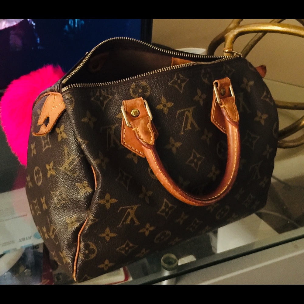 LOUIS VUITTON SPEEDY 25